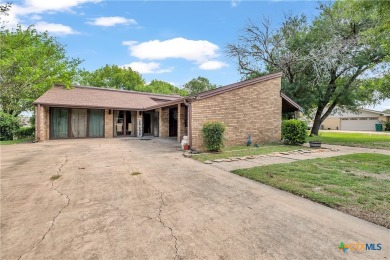 Unique home located in Harker Heights. Close to golf course on Stonetree Golf Club in Texas - for sale on GolfHomes.com, golf home, golf lot