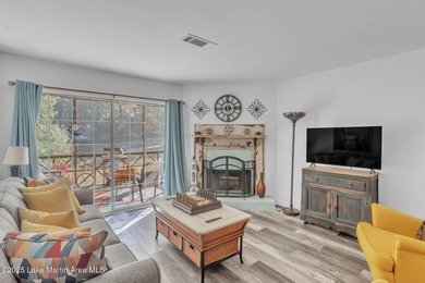 Beautifully Updated and Fully Furnished!SELLER OFFERING UP TO $3 on Stillwaters Golf and Country Club in Alabama - for sale on GolfHomes.com, golf home, golf lot