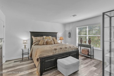 Beautifully Updated and Fully Furnished!SELLER OFFERING UP TO $3 on Stillwaters Golf and Country Club in Alabama - for sale on GolfHomes.com, golf home, golf lot