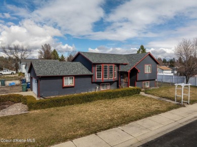 Price reduced! Now's the time to own this spacious home on a on Prairie Falls Golf Club in Idaho - for sale on GolfHomes.com, golf home, golf lot