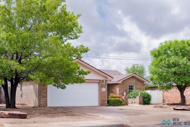 # Charming 3-BR Home Near Parkview Elementary  Welcome to 2413 on Clovis Municipal Golf Course - Clovis Course in New Mexico - for sale on GolfHomes.com, golf home, golf lot
