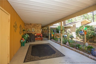 Beautiful townhome in the desirable Knollwood Village! This on Knollwood Fairways and Driving  in North Carolina - for sale on GolfHomes.com, golf home, golf lot