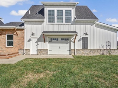 Country living minutes from town. This exceptional custom-built on Oak Brook Golf Club in Illinois - for sale on GolfHomes.com, golf home, golf lot