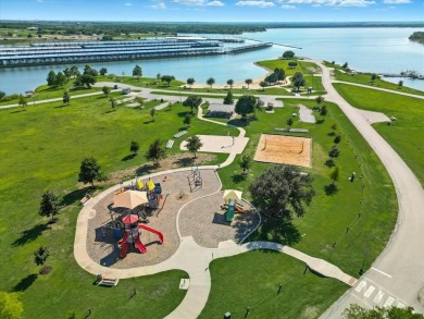 Enjoy lakeside living in highly sought after Stewart Peninsula! on Stewart Peninsula Golf Course in Texas - for sale on GolfHomes.com, golf home, golf lot