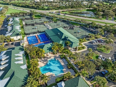 This is a stunning 3 bedrooms, 2.5 bathrooms, GHO home, built in on Oak Harbor Country Club in Florida - for sale on GolfHomes.com, golf home, golf lot