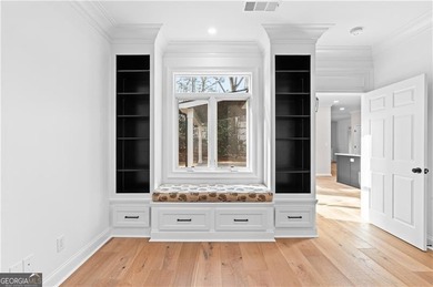 RARE FIND! This Eagle Watch home has 2 TRUE MASTER BEDROOMS with on Canongate At Eagle Watch Golf Club in Georgia - for sale on GolfHomes.com, golf home, golf lot