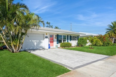 Welcome to your dream home in the Mainlands of Tamarac by the on Mainlands Golf Club in Florida - for sale on GolfHomes.com, golf home, golf lot