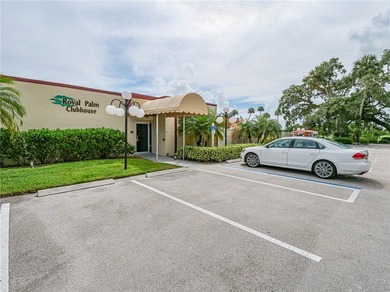 Elegantly updated 2/2 (B) unit in Vista Royale. Enjoy the on The American Golf Club in Florida - for sale on GolfHomes.com, golf home, golf lot