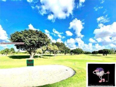 Seller pays ONE YEAR MAINTENANCE FEES TO BUYER AT CLOSING! The on Hollybrook Golf and Tennis Club  in Florida - for sale on GolfHomes.com, golf home, golf lot