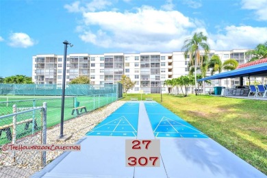 Seller pays ONE YEAR MAINTENANCE FEES TO BUYER AT CLOSING! The on Hollybrook Golf and Tennis Club  in Florida - for sale on GolfHomes.com, golf home, golf lot