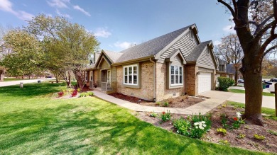 Welcome home! A rarely available ranch townhome with a full on Antioch Golf Club in Illinois - for sale on GolfHomes.com, golf home, golf lot