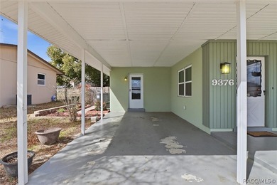 Updates Galore!!! 2 Bedroom, 2 bath with attached carport, METAL on Citrus Springs Country Club in Florida - for sale on GolfHomes.com, golf home, golf lot