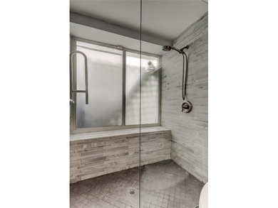 WELCOME HOME to this beautifully updated Open and Spacious villa on Seminole Lake Country Club in Florida - for sale on GolfHomes.com, golf home, golf lot