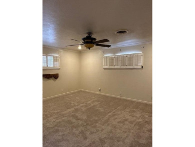 This home is located in Hillcrest Country Club area, just off on Hillcrest Country Club in Texas - for sale on GolfHomes.com, golf home, golf lot