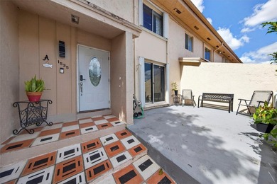 Move-in ready corner-unit 3BR/2.5BA townhome with over 1,600 sq on Oriole Golf and Tennis Club in Florida - for sale on GolfHomes.com, golf home, golf lot