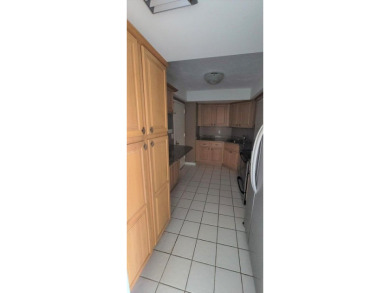 : 2/2 UNIT, OPEN KITCHEN, PANTRY & BREAKFAST AREA, TILED DINING on The President Country Club in Florida - for sale on GolfHomes.com, golf home, golf lot