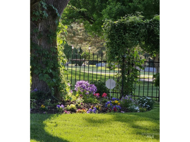 Single story ease. Open the wrought iron gate and your on the on Lakeview Golf Club in Idaho - for sale on GolfHomes.com, golf home, golf lot