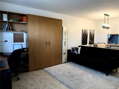 Cozy condo that is well priced in the heart of Lauderhill, FL on Lauderhill Golf Course in Florida - for sale on GolfHomes.com, golf home, golf lot