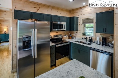 GREAT PRICE - Outstanding Log Cabin in Prime Beech Mountain on Beech Mountain Club in North Carolina - for sale on GolfHomes.com, golf home, golf lot