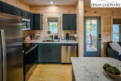 GREAT PRICE - Outstanding Log Cabin in Prime Beech Mountain on Beech Mountain Club in North Carolina - for sale on GolfHomes.com, golf home, golf lot