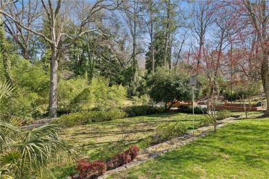 Cut loose from those other cookie cutter properties and step on Ansley Golf Club At Mid-Town in Georgia - for sale on GolfHomes.com, golf home, golf lot