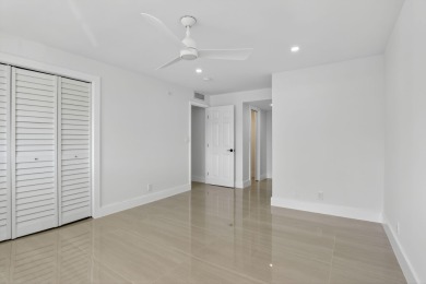 Looks like this unit is a page out of Architectural Digest! on Palm-Aire Country Club and Resort - Palms in Florida - for sale on GolfHomes.com, golf home, golf lot