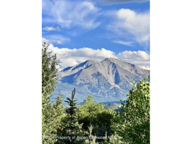 Charming-inviting 3-Bedroom Ranch Home with Stunning Mt. Sopris on Ironbridge Golf Club in Colorado - for sale on GolfHomes.com, golf home, golf lot