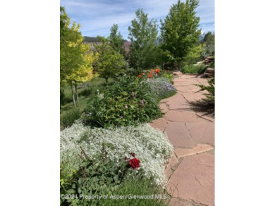 Charming-inviting 3-Bedroom Ranch Home with Stunning Mt. Sopris on Ironbridge Golf Club in Colorado - for sale on GolfHomes.com, golf home, golf lot