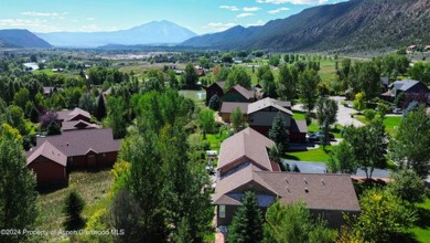 Charming-inviting 3-Bedroom Ranch Home with Stunning Mt. Sopris on Ironbridge Golf Club in Colorado - for sale on GolfHomes.com, golf home, golf lot