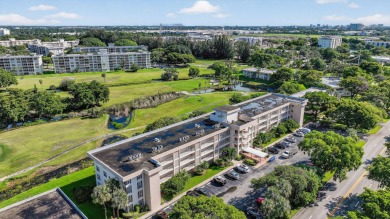 Looks like this unit is a page out of Architectural Digest! on Palm-Aire Country Club and Resort - Palms in Florida - for sale on GolfHomes.com, golf home, golf lot