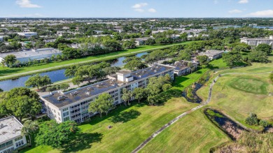 Looks like this unit is a page out of Architectural Digest! on Palm-Aire Country Club and Resort - Palms in Florida - for sale on GolfHomes.com, golf home, golf lot