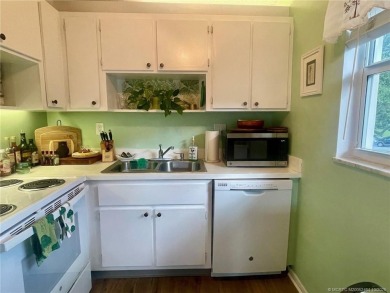 1225 NW 21st Street unit: 2112 on Pine Lakes Golf Club in Florida - for sale on GolfHomes.com, golf home, golf lot