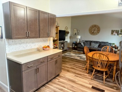 Spacious and beautifully updated duplex featuring 3 bedrooms and on The Oaks At Kincheloe in Michigan - for sale on GolfHomes.com, golf home, golf lot