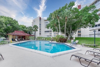 Beautiful and spacious 2-bedroom, 2-bath condo in the desirable on Inverrary Country Club in Florida - for sale on GolfHomes.com, golf home, golf lot