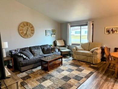 Spacious and beautifully updated duplex featuring 3 bedrooms and on The Oaks At Kincheloe in Michigan - for sale on GolfHomes.com, golf home, golf lot