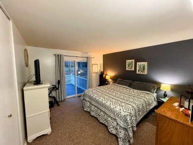 Spacious and beautifully updated duplex featuring 3 bedrooms and on The Oaks At Kincheloe in Michigan - for sale on GolfHomes.com, golf home, golf lot