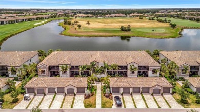 Price Improvement!Beautiful CUSTOM South facing TURNKEY on Lakewood National Golf Club in Florida - for sale on GolfHomes.com, golf home, golf lot