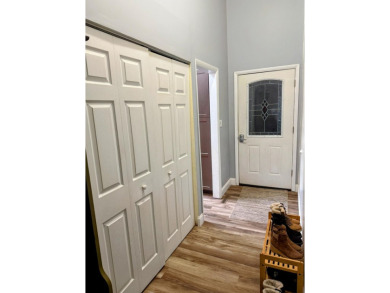 Spacious and beautifully updated duplex featuring 3 bedrooms and on The Oaks At Kincheloe in Michigan - for sale on GolfHomes.com, golf home, golf lot