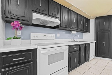 Beautiful and spacious 2-bedroom, 2-bath condo in the desirable on Inverrary Country Club in Florida - for sale on GolfHomes.com, golf home, golf lot