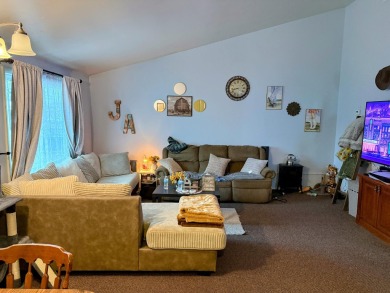 Spacious and beautifully updated duplex featuring 3 bedrooms and on The Oaks At Kincheloe in Michigan - for sale on GolfHomes.com, golf home, golf lot