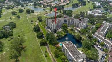 Beautiful and spacious 2-bedroom, 2-bath condo in the desirable on Inverrary Country Club in Florida - for sale on GolfHomes.com, golf home, golf lot