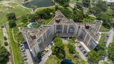 Beautiful and spacious 2-bedroom, 2-bath condo in the desirable on Inverrary Country Club in Florida - for sale on GolfHomes.com, golf home, golf lot