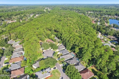 Discover the ideal blend of comfort, style, and affordability in on Julington Creek Golf Club in Florida - for sale on GolfHomes.com, golf home, golf lot