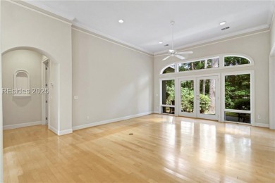 Custom-built 3,500 sq ft home with an open floor plan featuring on Belfair Golf Club in South Carolina - for sale on GolfHomes.com, golf home, golf lot