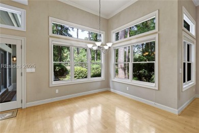 Custom-built 3,500 sq ft home with an open floor plan featuring on Belfair Golf Club in South Carolina - for sale on GolfHomes.com, golf home, golf lot