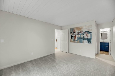 Newly remodeled and freshly updated 2BR/2BA condo on Edisto on The Plantation Course At Edisto in South Carolina - for sale on GolfHomes.com, golf home, golf lot