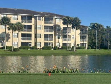 BEST VALUE vacation home in the whole neighborhood! Captivating on Cedar Hammock Golf and Country Club in Florida - for sale on GolfHomes.com, golf home, golf lot