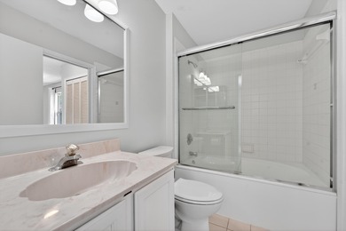 SELLERS MOTIVATED......EXCELLENT SCHOOL ZONES..Beautiful on Greenview Cove Golf Club in Florida - for sale on GolfHomes.com, golf home, golf lot