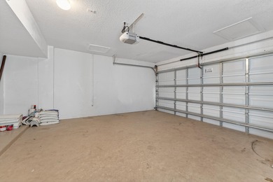 SELLERS MOTIVATED......EXCELLENT SCHOOL ZONES..Beautiful on Greenview Cove Golf Club in Florida - for sale on GolfHomes.com, golf home, golf lot