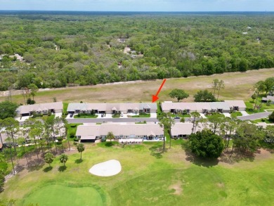 Welcome to this desirable end-unit villa in the vibrant 55+ golf on Heritage Pines Country Club in Florida - for sale on GolfHomes.com, golf home, golf lot